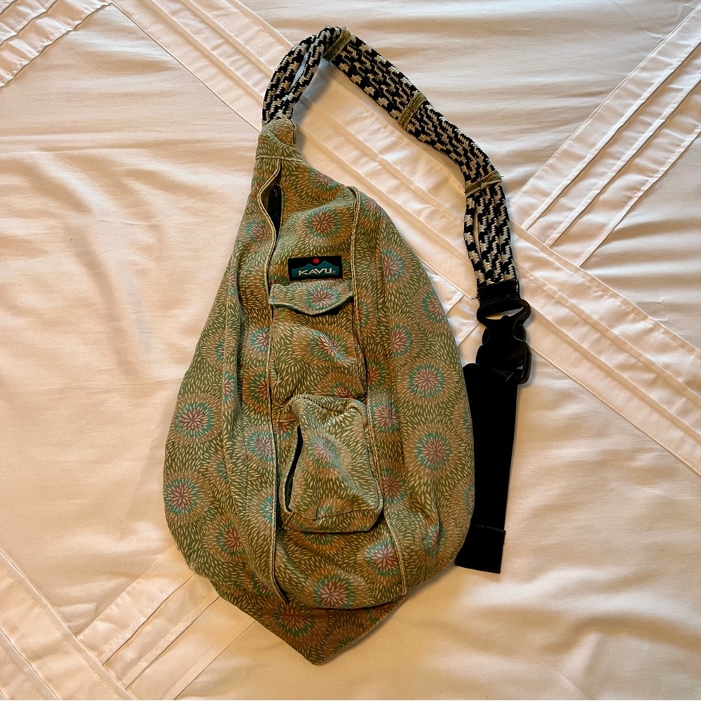 Kavu Limited Edition Shoulder/Crossbody Bag